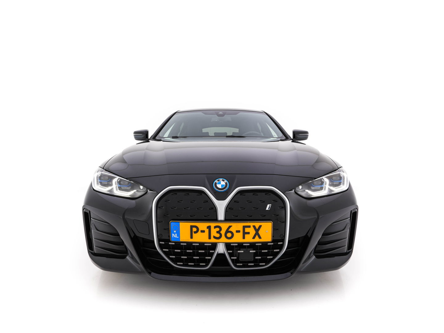 BMW i4 eDrive40 High Executive 84 kWh M-Sportpack [ 3-Fase ] {SOH-93%} (INCL.BTW)  Aut *LEATHER | HEAD UP | FULL-LED | HIFI-SOUND | CRUISE | WIDESCREEN-COCKPIT | DAB+ | CAMERA | AMBIENTLIGHT | CARPLAY | HEATED-SPORTSEATS | PRIVACY-GLASS | 19''ALU*