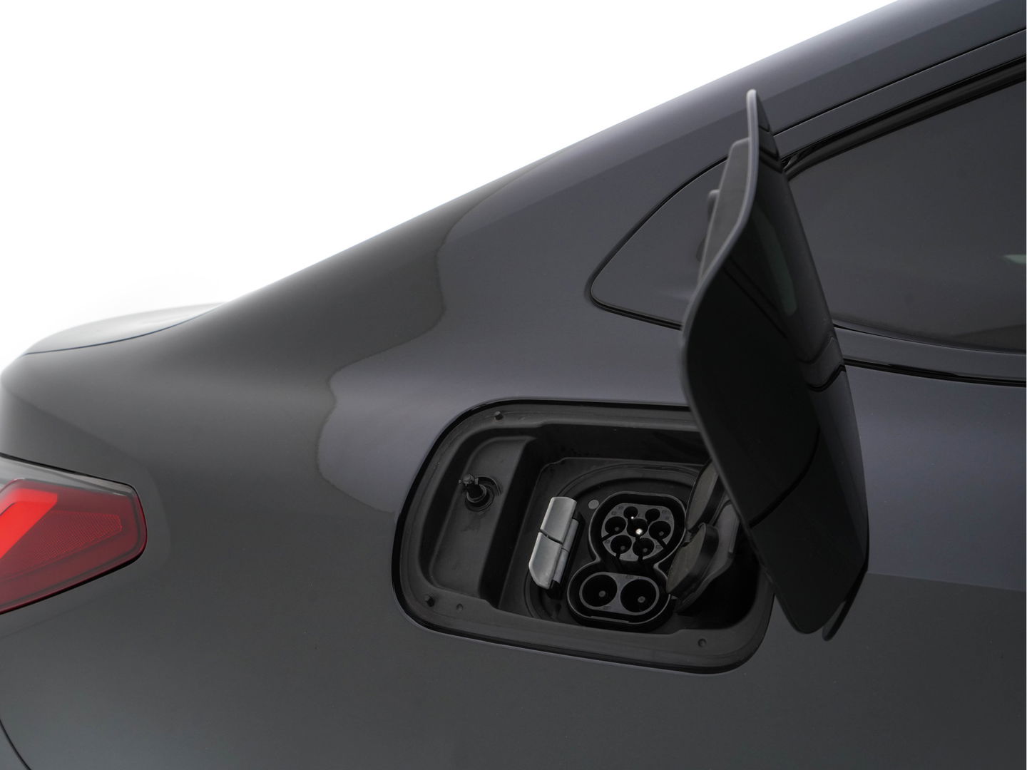 BMW i4 eDrive40 High Executive 84 kWh M-Sportpack [ 3-Fase ] {SOH-93%} (INCL.BTW)  Aut *LEATHER | HEAD UP | FULL-LED | HIFI-SOUND | CRUISE | WIDESCREEN-COCKPIT | DAB+ | CAMERA | AMBIENTLIGHT | CARPLAY | HEATED-SPORTSEATS | PRIVACY-GLASS | 19''ALU*