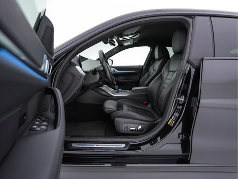 BMW i4 eDrive40 High Executive 84 kWh M-Sportpack [ 3-Fase ] {SOH-93%} (INCL.BTW)  Aut *LEATHER | HEAD UP | FULL-LED | HIFI-SOUND | CRUISE | WIDESCREEN-COCKPIT | DAB+ | CAMERA | AMBIENTLIGHT | CARPLAY | HEATED-SPORTSEATS | PRIVACY-GLASS | 19''ALU*