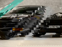 Porsche Cayenne - Coupé 3.0 E-Hybrid SportDesign 471Pk Automaat (PANORAMADAK, LUCHTVERING, SPORT CHRONO PAKKET, SPORTUITLAAT, MEMORY SEATS, SFEERVERLICHTING, RODE GORDELS, NIEUWSTAAT)