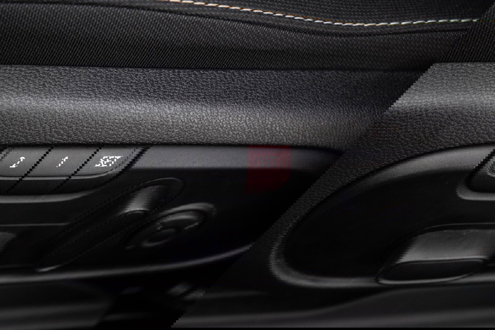 MINI Countryman 1.5 Cooper S E ALL4 Essential CAMERA / NAVI / CARPLAY / AIRCO / ZWART / STOELVERWARMING