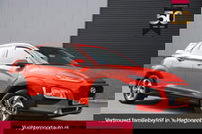 Hyundai Kona - 1.6 GDI Hybrid/*Sunset Orange*/Cruise/Carplay/Trekhaak/Autom.