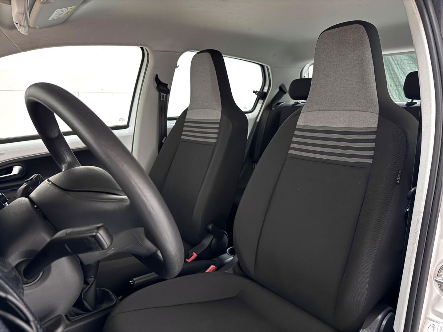 Volkswagen up! 1.0 BMT move up! Airco Navi 5drs NAP