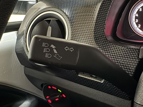 Volkswagen up! 1.0 BMT move up! Airco Navi 5drs NAP