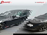 Volkswagen ID.3 - First Plus 58 kWh Trekhaak | Achteruitrijcamera | Apple CarPlay | Stuur/Stoelverwarming | DAB
