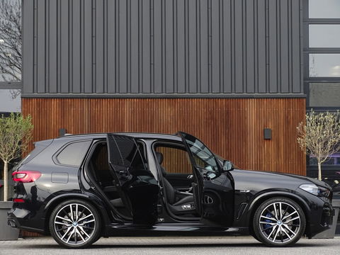BMW X5 45e 394PK M-Sport / M- Individual / Skylounge / Laser / 360°