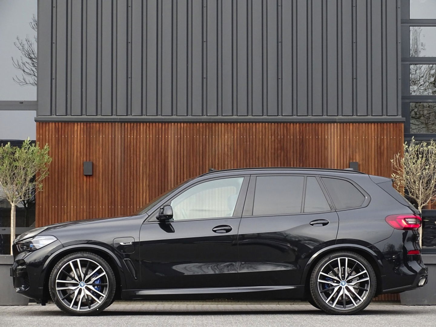 BMW X5 45e 394PK M-Sport / M- Individual / Skylounge / Laser / 360°