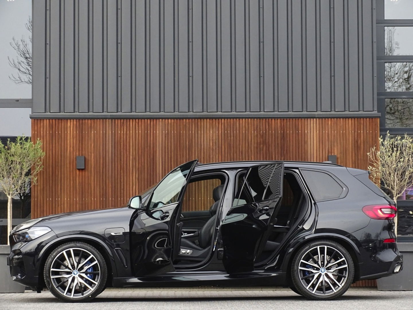 BMW X5 45e 394PK M-Sport / M- Individual / Skylounge / Laser / 360°