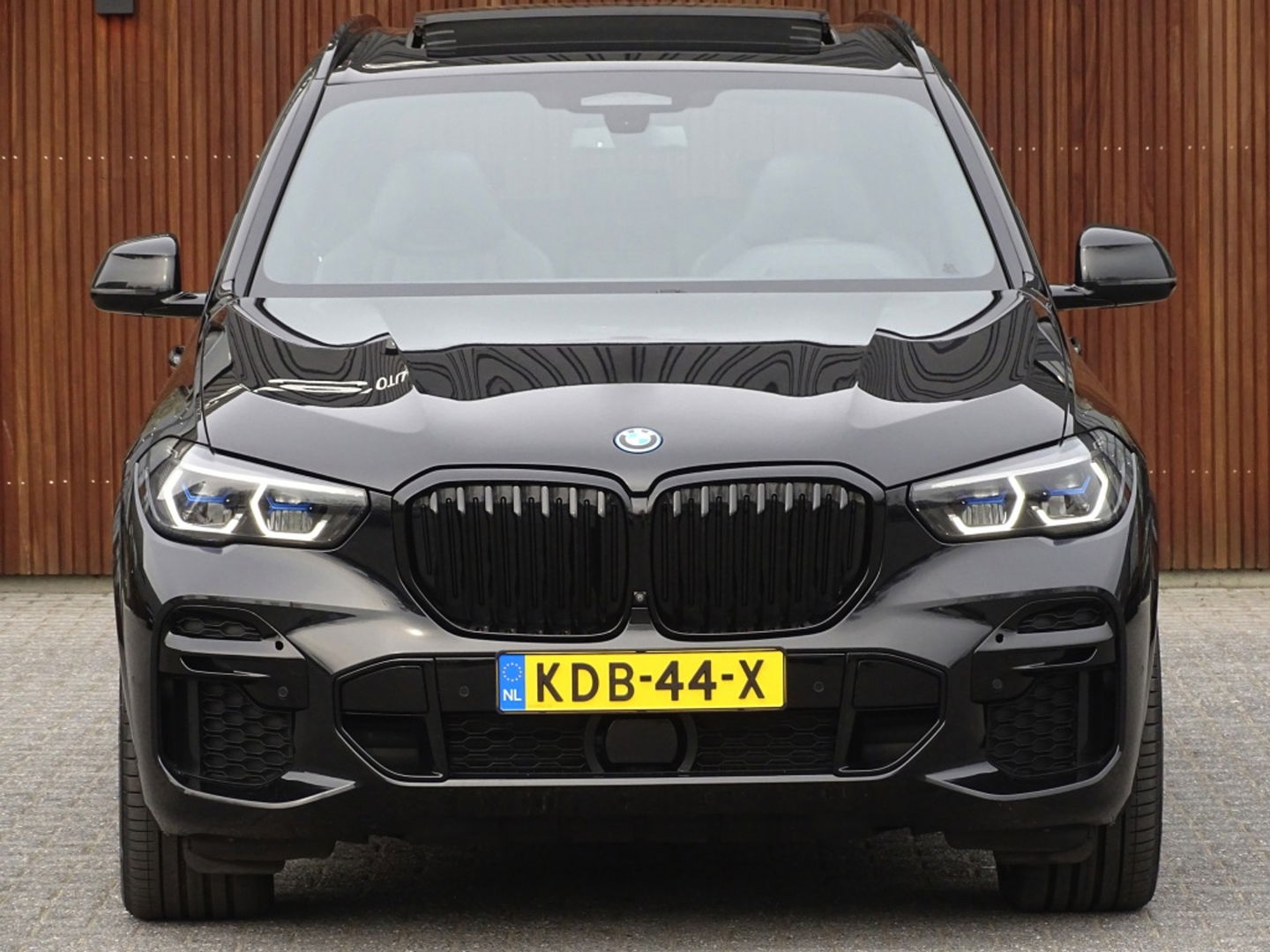 BMW X5 45e 394PK M-Sport / M- Individual / Skylounge / Laser / 360°