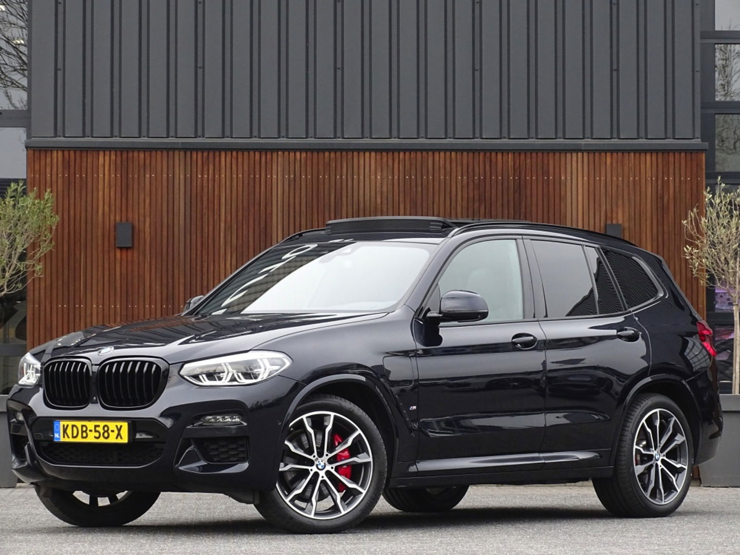 BMW X3 30e 292PK X-drive M-sport / Carbon / 360° / Pano / Harman Kardon