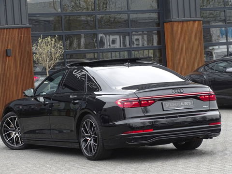 Audi A8 60 TFSie 449PK Quattro / Audi Exclusive / Matrix / B&O / 360°