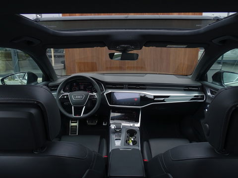 Audi A6 Avant 55 TFSIe 367 PK Quattro / Audi Exclusive / B&O / 2022 / Matrix