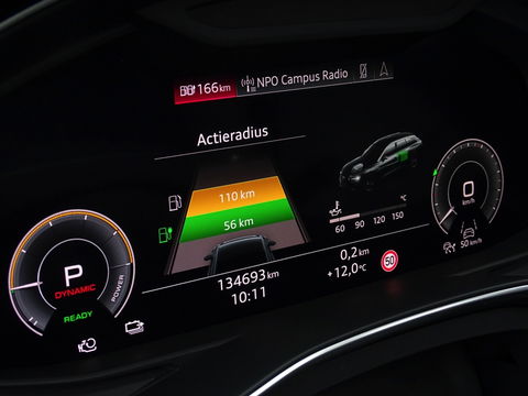 Audi A6 Avant 55 TFSIe 367 PK Quattro / Audi Exclusive / B&O / 2022 / Matrix