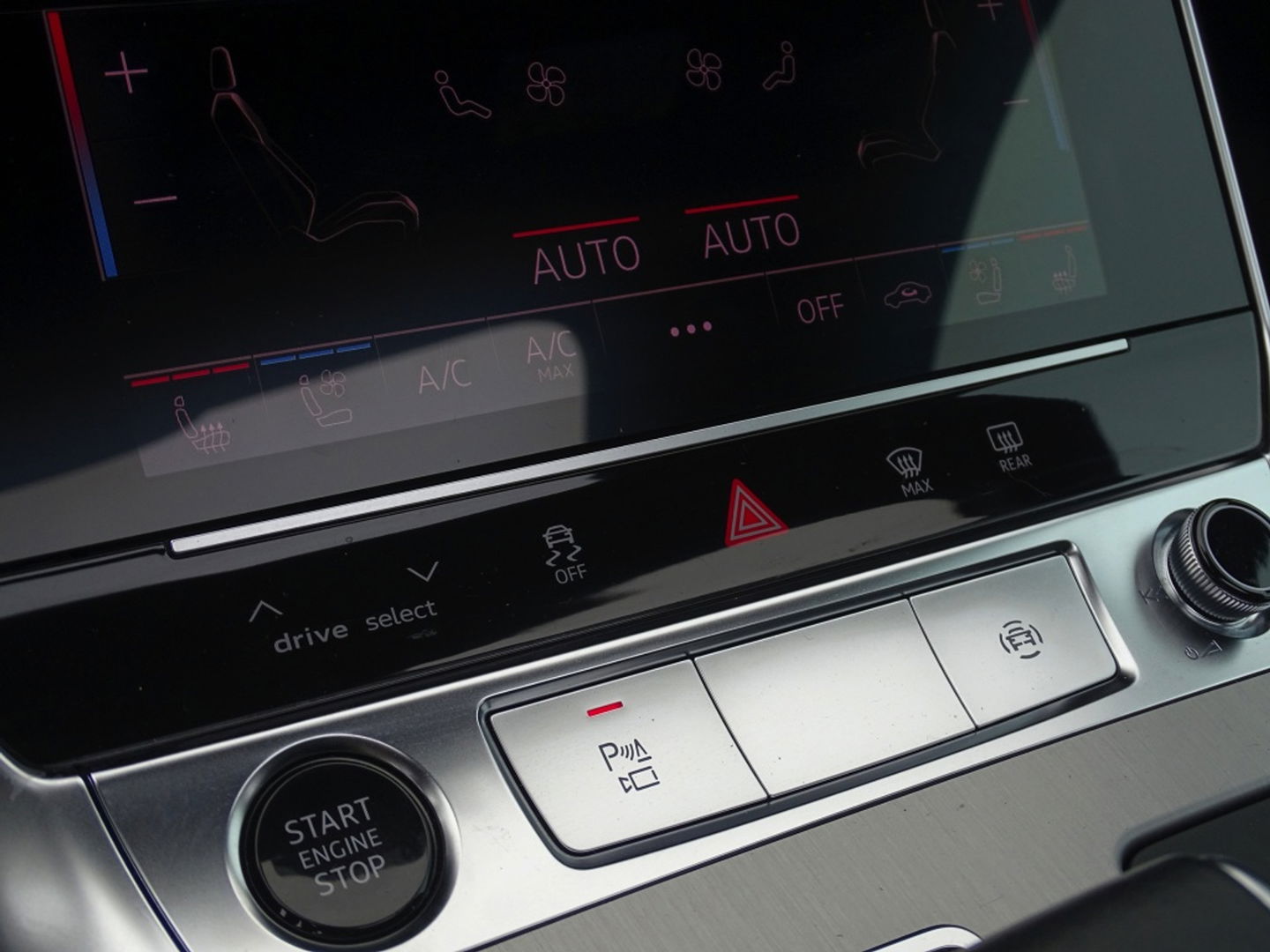 Audi A6 Avant 55 TFSIe 367 PK Quattro / Audi Exclusive / B&O / 2022 / Matrix