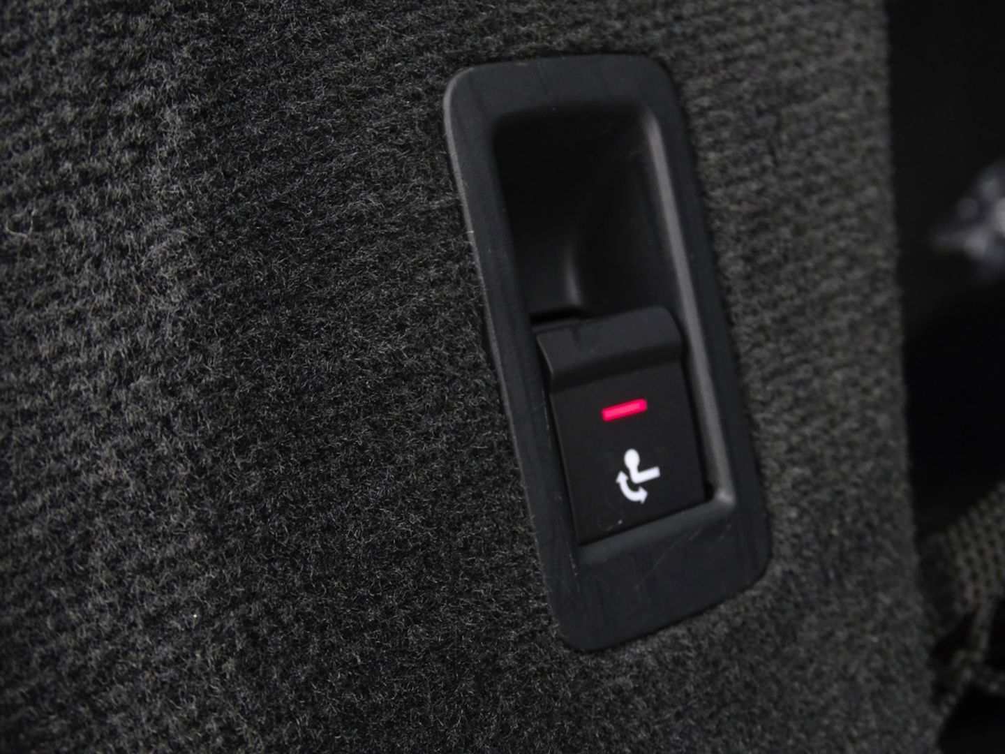 Audi A6 Avant 55 TFSIe 367 PK Quattro / Audi Exclusive / B&O / 2022 / Matrix