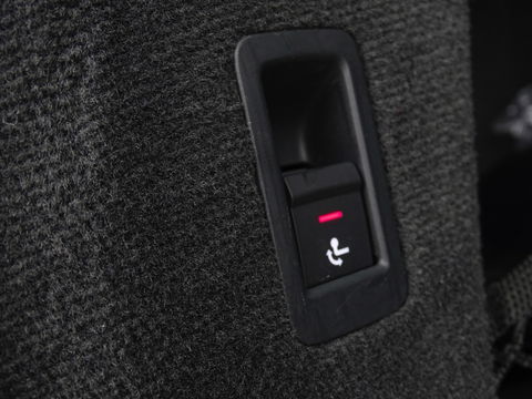 Audi A6 Avant 55 TFSIe 367 PK Quattro / Audi Exclusive / B&O / 2022 / Matrix