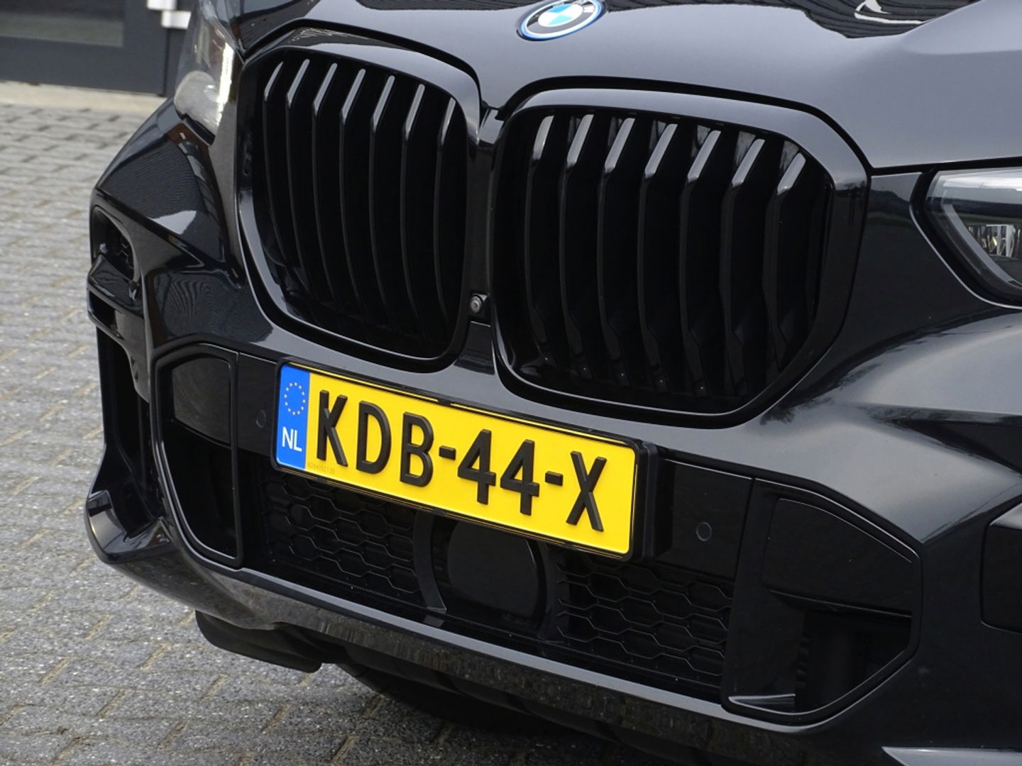 BMW X5 45e 394PK M-Sport / M- Individual / Skylounge / Laser / 360°