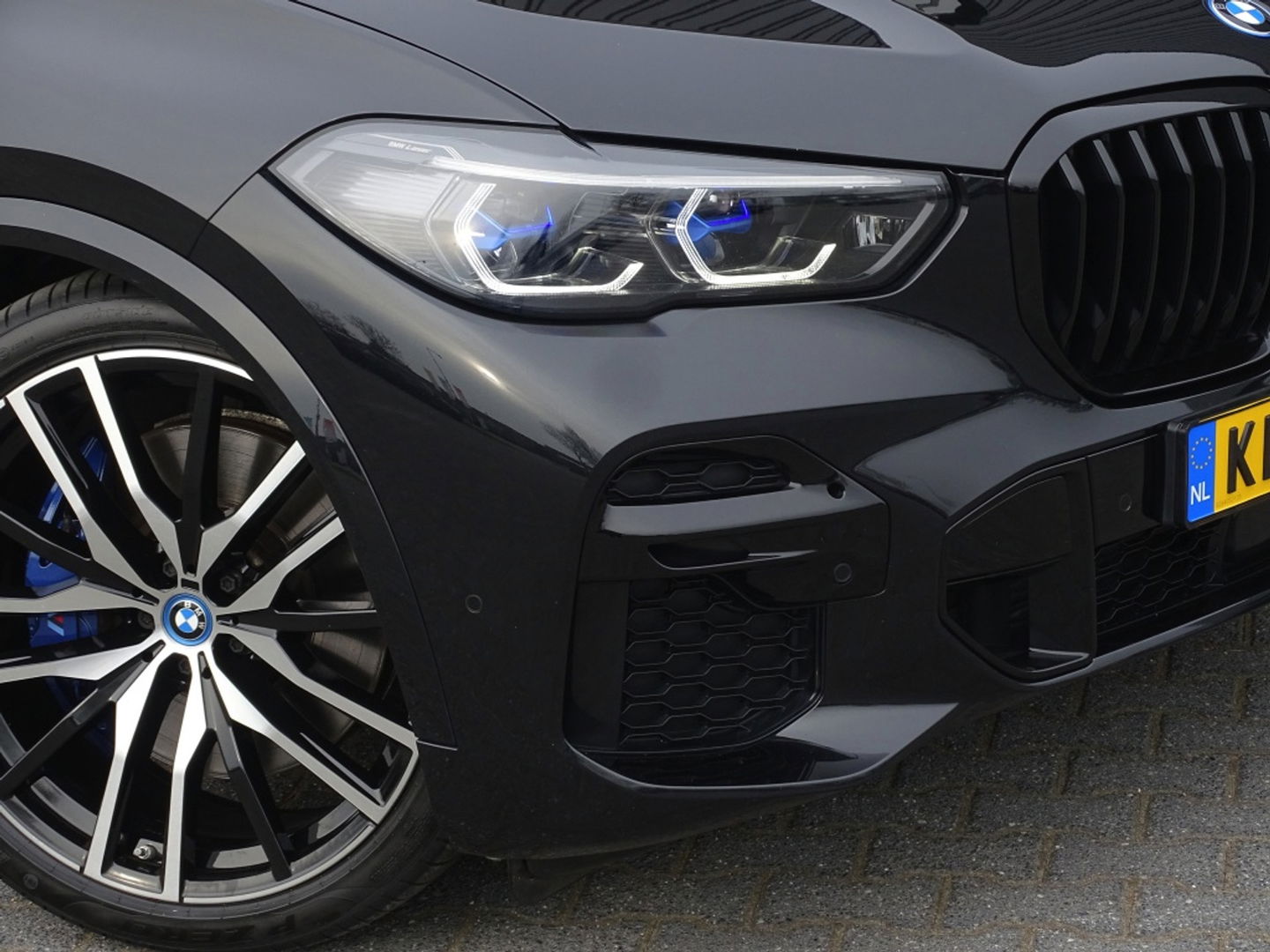 BMW X5 45e 394PK M-Sport / M- Individual / Skylounge / Laser / 360°