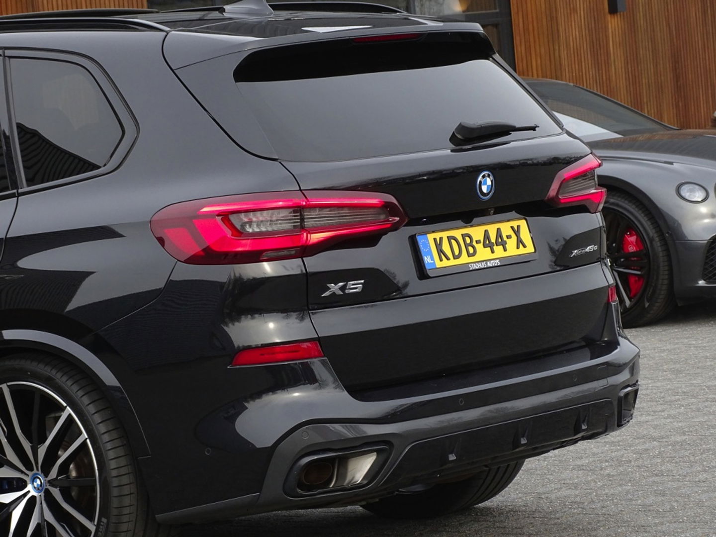 BMW X5 45e 394PK M-Sport / M- Individual / Skylounge / Laser / 360°