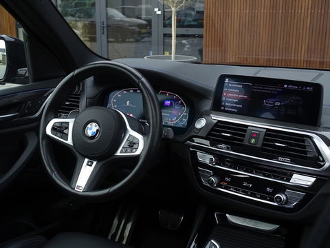 BMW X3 30e 292PK X-drive M-sport / Carbon / 360° / Pano / Harman Kardon