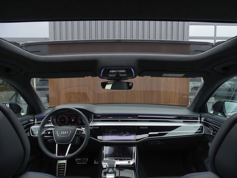 Audi A8 60 TFSie 449PK Quattro / Audi Exclusive / Matrix / B&O / 360°