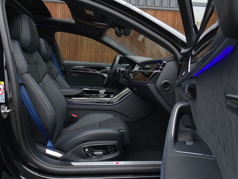Audi A8 60 TFSie 449PK Quattro / Audi Exclusive / Matrix / B&O / 360°