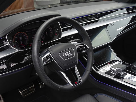 Audi A8 60 TFSie 449PK Quattro / Audi Exclusive / Matrix / B&O / 360°