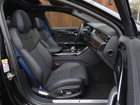 Audi A8 60 TFSie 449PK Quattro / Audi Exclusive / Matrix / B&O / 360°