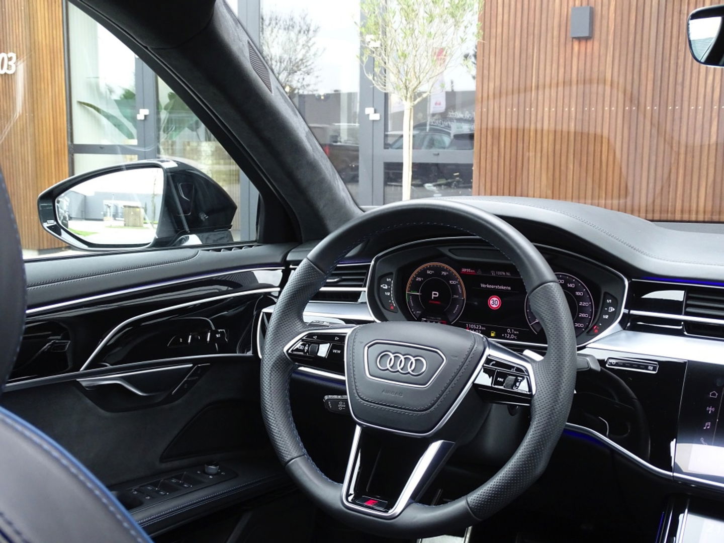 Audi A8 60 TFSie 449PK Quattro / Audi Exclusive / Matrix / B&O / 360°