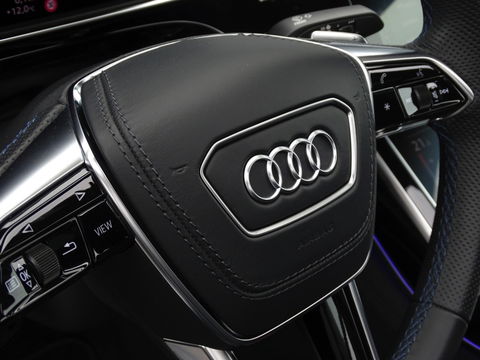 Audi A8 60 TFSie 449PK Quattro / Audi Exclusive / Matrix / B&O / 360°