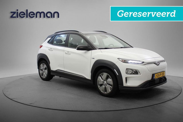 Hyundai Kona - Electric Comfort 64 kWh Fase 3 - Carplay, Camera, Cruise, Navi, SOH 100% GERESERVEERD!!!
