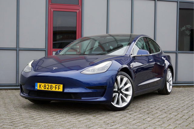 Tesla Model 3 - Standard RWD Plus 60kWh LFP SOH 89% Trekhaak