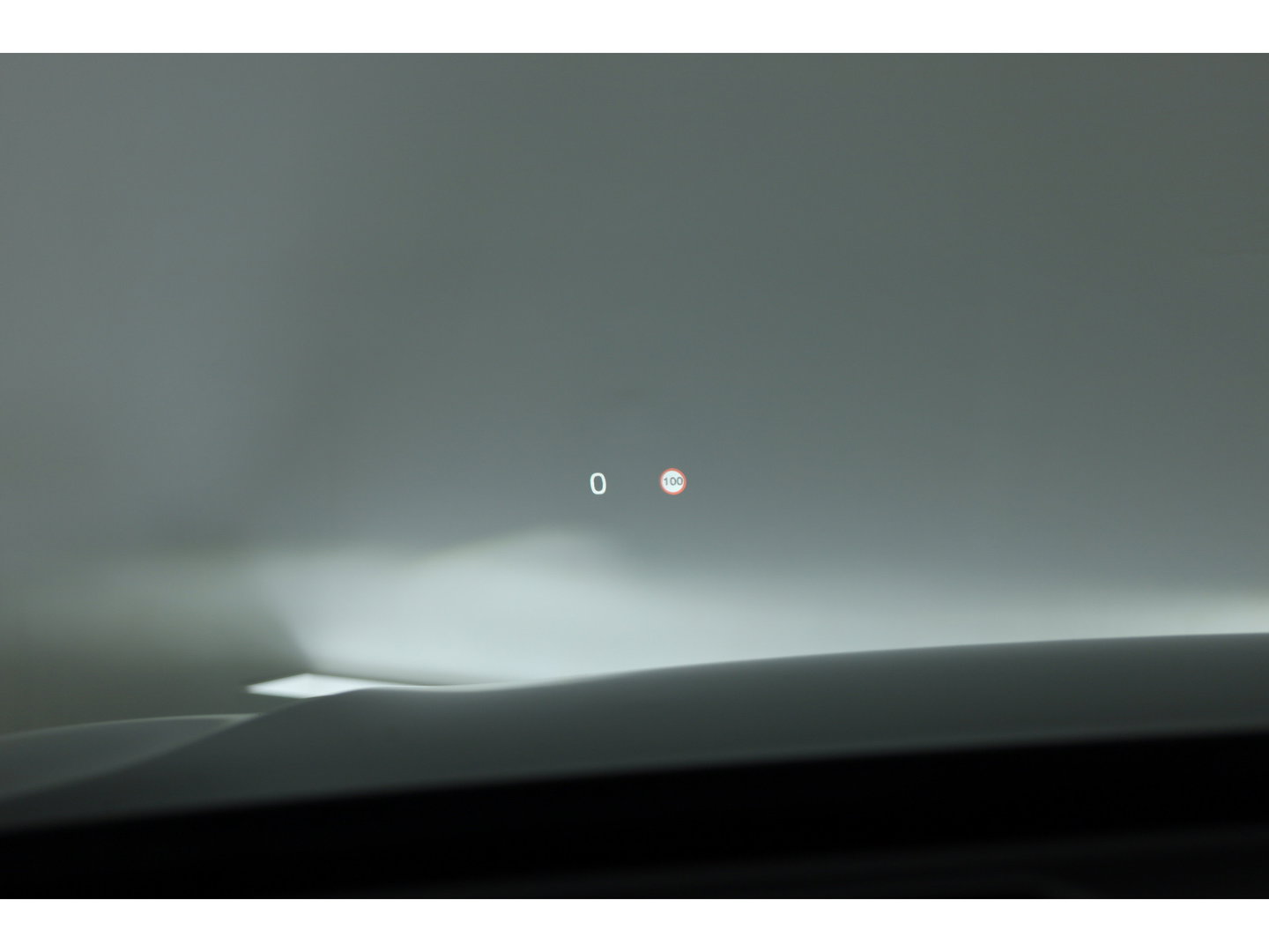 Volvo XC60 2.0 T6 Plug-in hybrid AWD Inscription Exclusive | Google | Luchtvering | Trekhaak | Head-up | H&K Audio | Pano-dak |