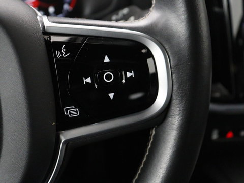 Volvo V60 2.0 B4 R-Design | Stoelverwarming | Adaptive cruise | Carplay | Camera | Keyless | Navigatie | Half leder | Full LED | Parkeerhulp | Climate control