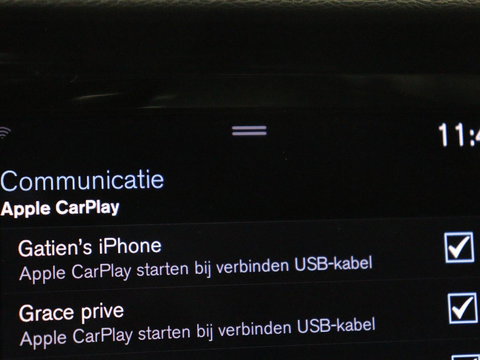 Volvo V60 2.0 B4 R-Design | Stoelverwarming | Adaptive cruise | Carplay | Camera | Keyless | Navigatie | Half leder | Full LED | Parkeerhulp | Climate control