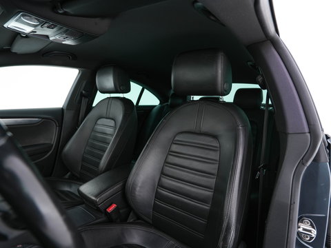 Volkswagen CC 1.8 TSI Aut. *LEATHER | BI-XENON | HEATED-SPORTSEATS | NAVI-FULLMAP | ECC | PDC | CRUISE | SHIFTPADDLES | PRIVACY-GLASS | TOWBAR | 18''ALU*