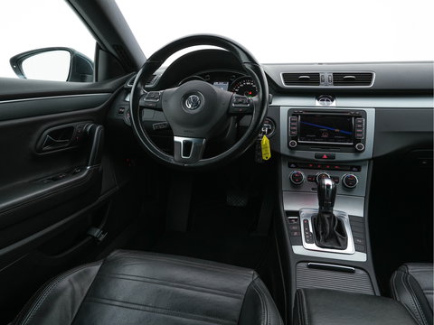 Volkswagen CC 1.8 TSI Aut. *LEATHER | BI-XENON | HEATED-SPORTSEATS | NAVI-FULLMAP | ECC | PDC | CRUISE | SHIFTPADDLES | PRIVACY-GLASS | TOWBAR | 18''ALU*