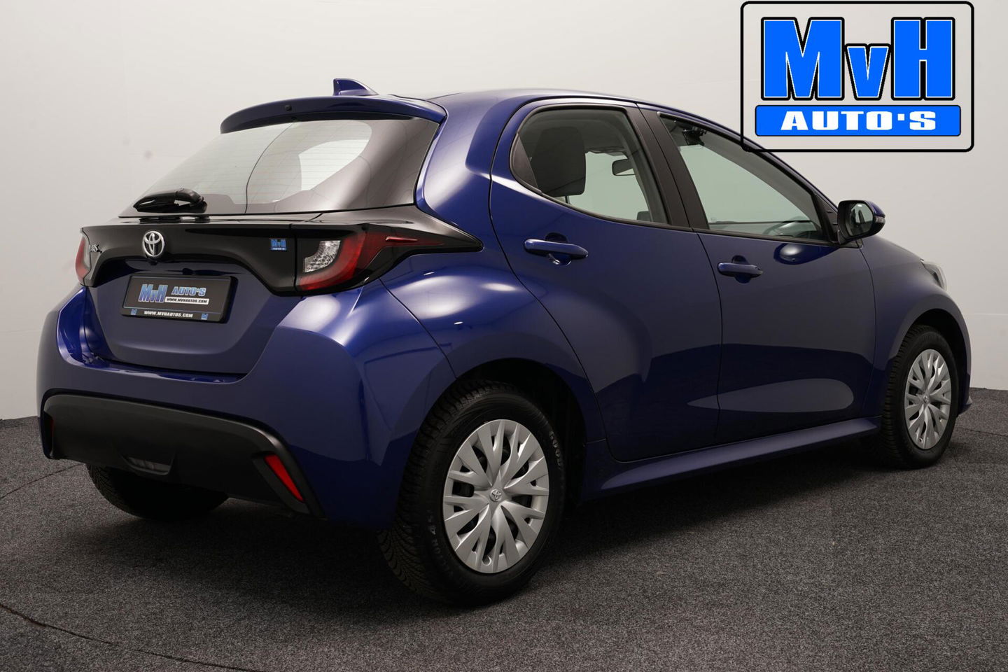 Toyota Yaris 1.5 VVT-i Active|CAMERA|ADAP.CRUISE|CARPLAY|NAP