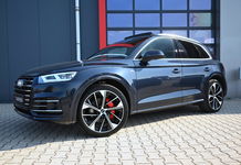 Audi Q5 - 55 TFSI e S-Line Quattro Competition 367PK | Luchtvering | Pano | 360 | ACC | Head-Up | B&O | Alcantara | Stoelmassage | Stoelverwarming voor & achter | Keyless | Trekhaak | 21'' | Ambient+ | Memory | Matrix Led | Afgevlakt Stuur