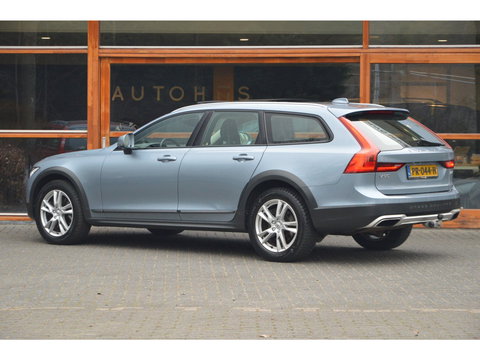 Volvo V90 Cross Country T5 AWD | Panoramadak | Trekhaak 2400KG | Stoelverwarming | Leer | Apple CarPlay | BLIS |