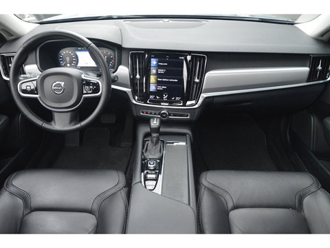 Volvo V90 Cross Country T5 AWD | Panoramadak | Trekhaak 2400KG | Stoelverwarming | Leer | Apple CarPlay | BLIS |
