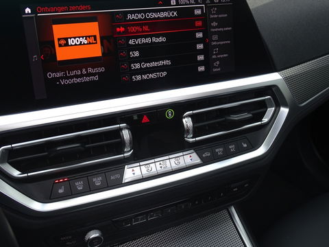 BMW 3 Serie Touring 330e 292PK High Exc. / M-Sport Individual / laser