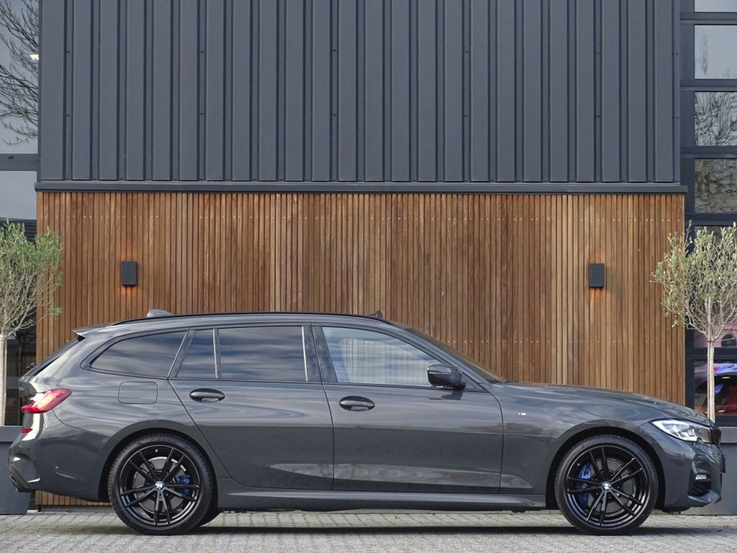 BMW 3 Serie Touring 330e 292PK High Exc. / M-Sport Individual / laser