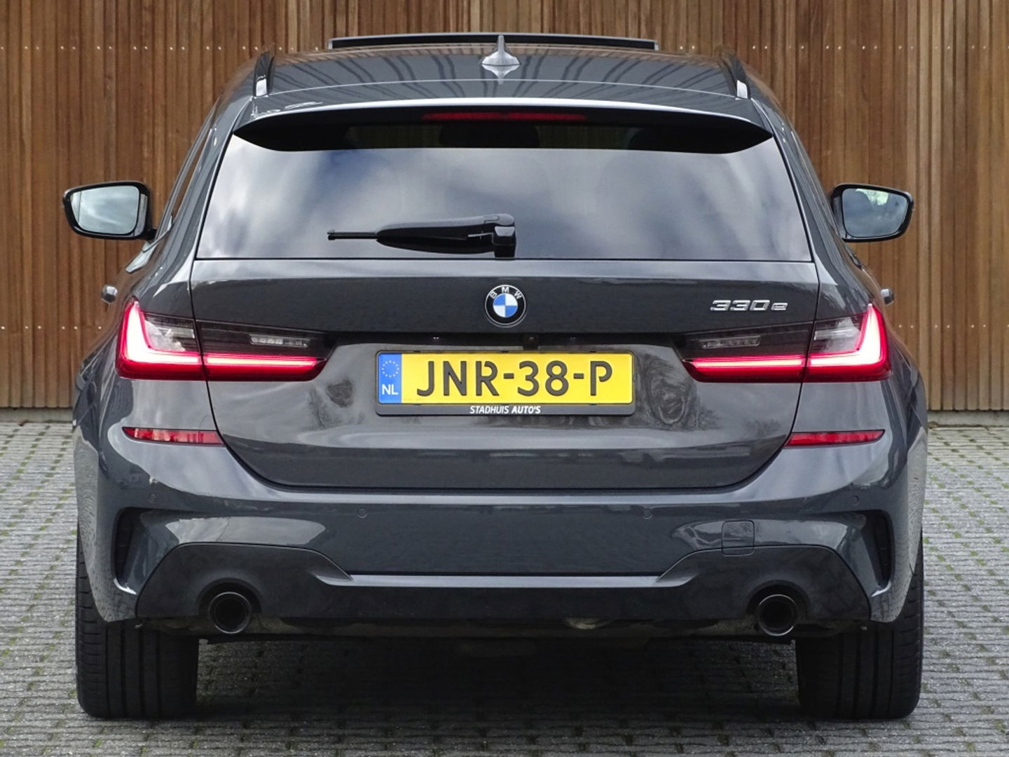 BMW 3 Serie Touring 330e 292PK High Exc. / M-Sport Individual / laser