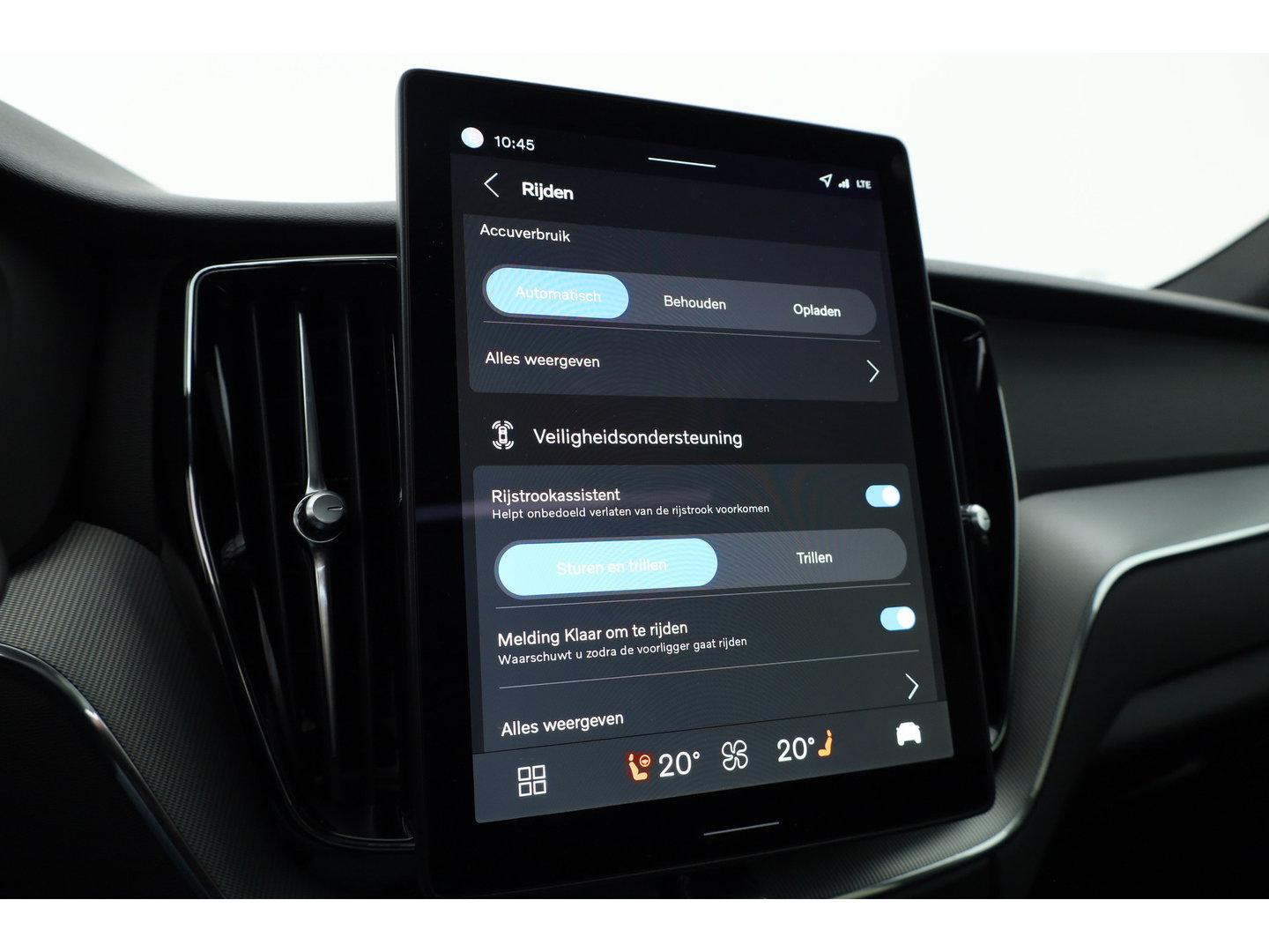 Volvo XC60 2.0 T6 Plug-in hybrid AWD Plus Black Edition | Pano | 360Cam | Stoel- Stuurverw. | Memory | Harman Kardon | CarPlay | 21''