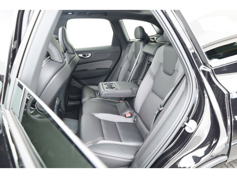 Volvo XC60 2.0 T6 Plug-in hybrid AWD Plus Black Edition | Pano | 360Cam | Stoel- Stuurverw. | Memory | Harman Kardon | CarPlay | 21''