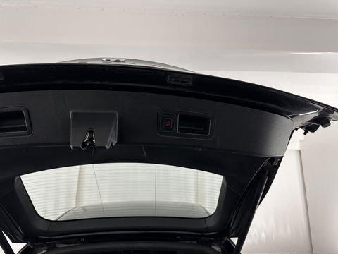 Tesla Model S 75D Base [ 3-Fase ] {SOH-85%} (INCL-BTW) Aut. *PANO-WINDOW | LEATHER | AIR-SUSPENION | FULL-LED | NAVI-FULLMAP | KEYLESS | MEMORY-PACK | HEATED-COMFORTSEATS | DIGI-COCKPIT | CARBON-INLAY | AUTO-PILOT | 19"ALU*