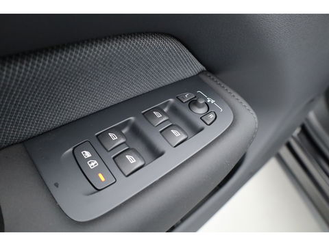 Volvo XC60 2.0 T6 Plug-in hybrid AWD Plus Black Edition | Pano | 21” | Memory Seats | Harman Kardon | Pilot Assist | 360 cam