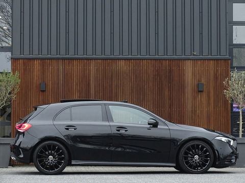 Mercedes-Benz A-Klasse 180d Bns Sol. AMG-pakket / Burmester / dakraam / LED