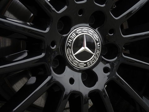 Mercedes-Benz A-Klasse 180d Bns Sol. AMG-pakket / Burmester / dakraam / LED